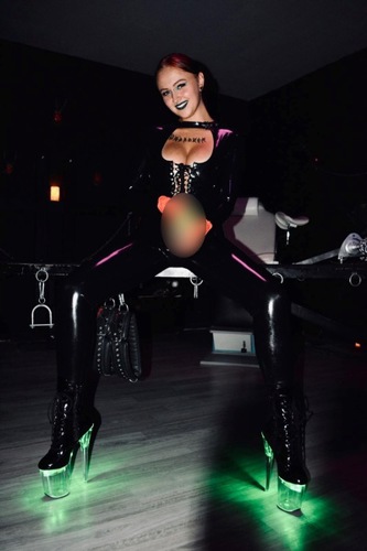 LadyVenom - +4917667000210, 017667000210, 0176-67000210