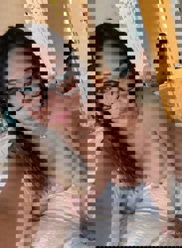 Larissa41