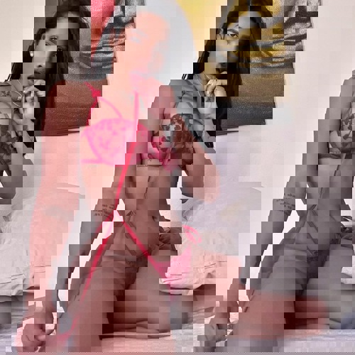 Mia1515778