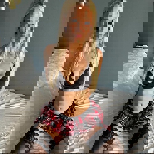 Lara11766